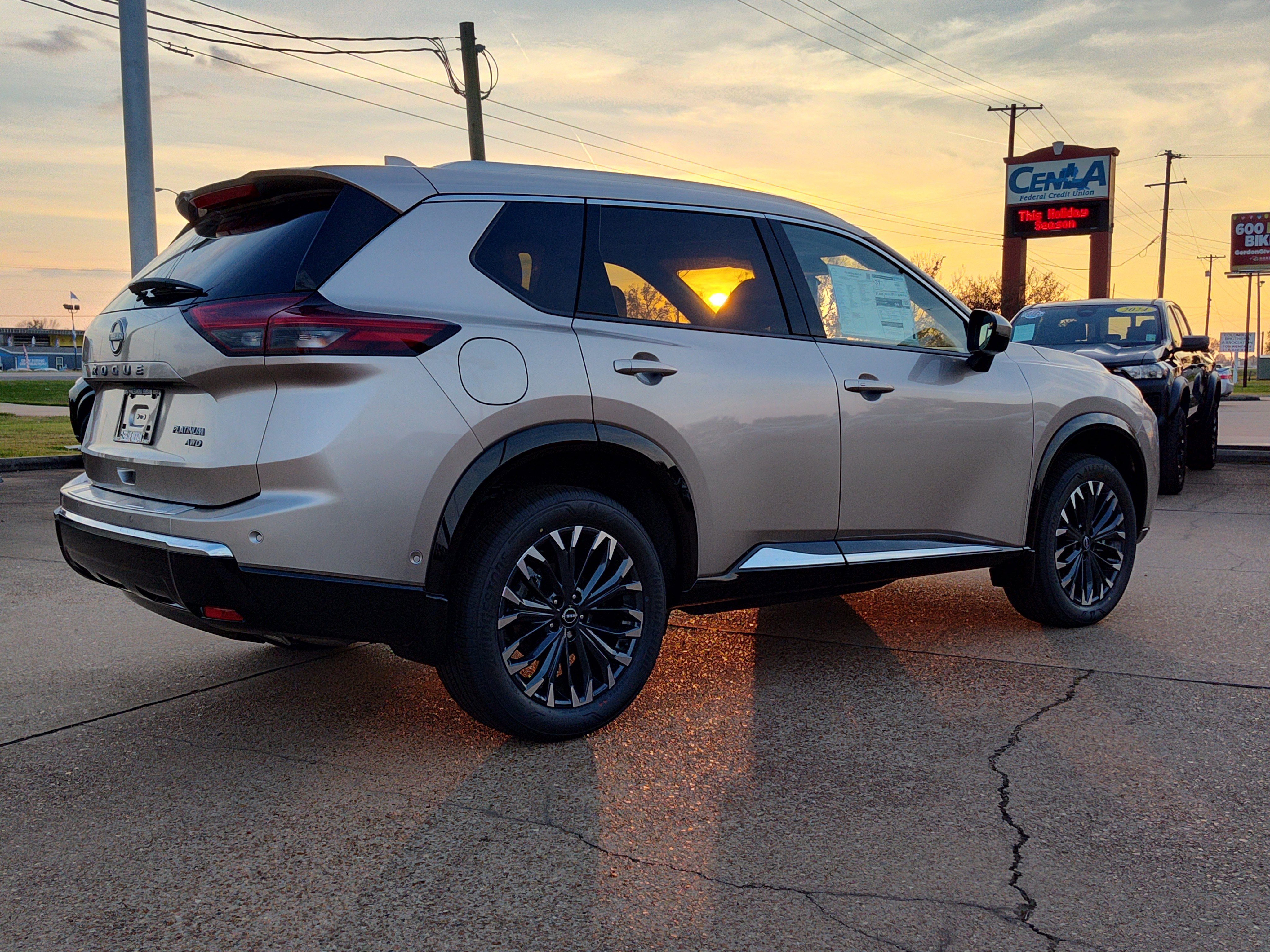 New 2026 Nissan Rogue Platinum w/ Tech Package image 5