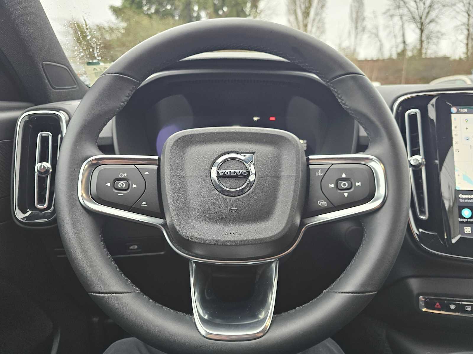 Certified 2023 Volvo XC40 Recharge Ultimate image 24