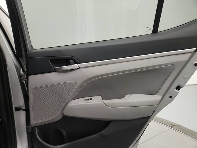 Used 2020 Hyundai Elantra SEL FWD image 27