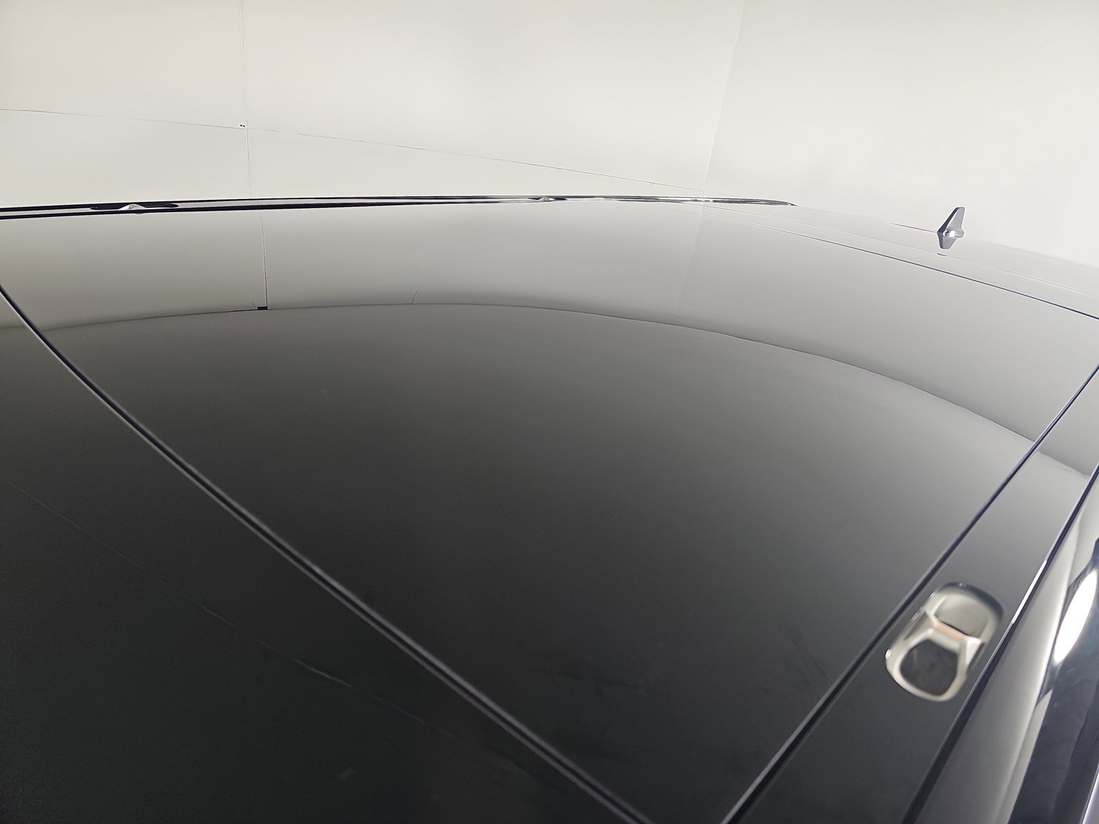 Used 2022 Rivian R1S Launch Edition image 13