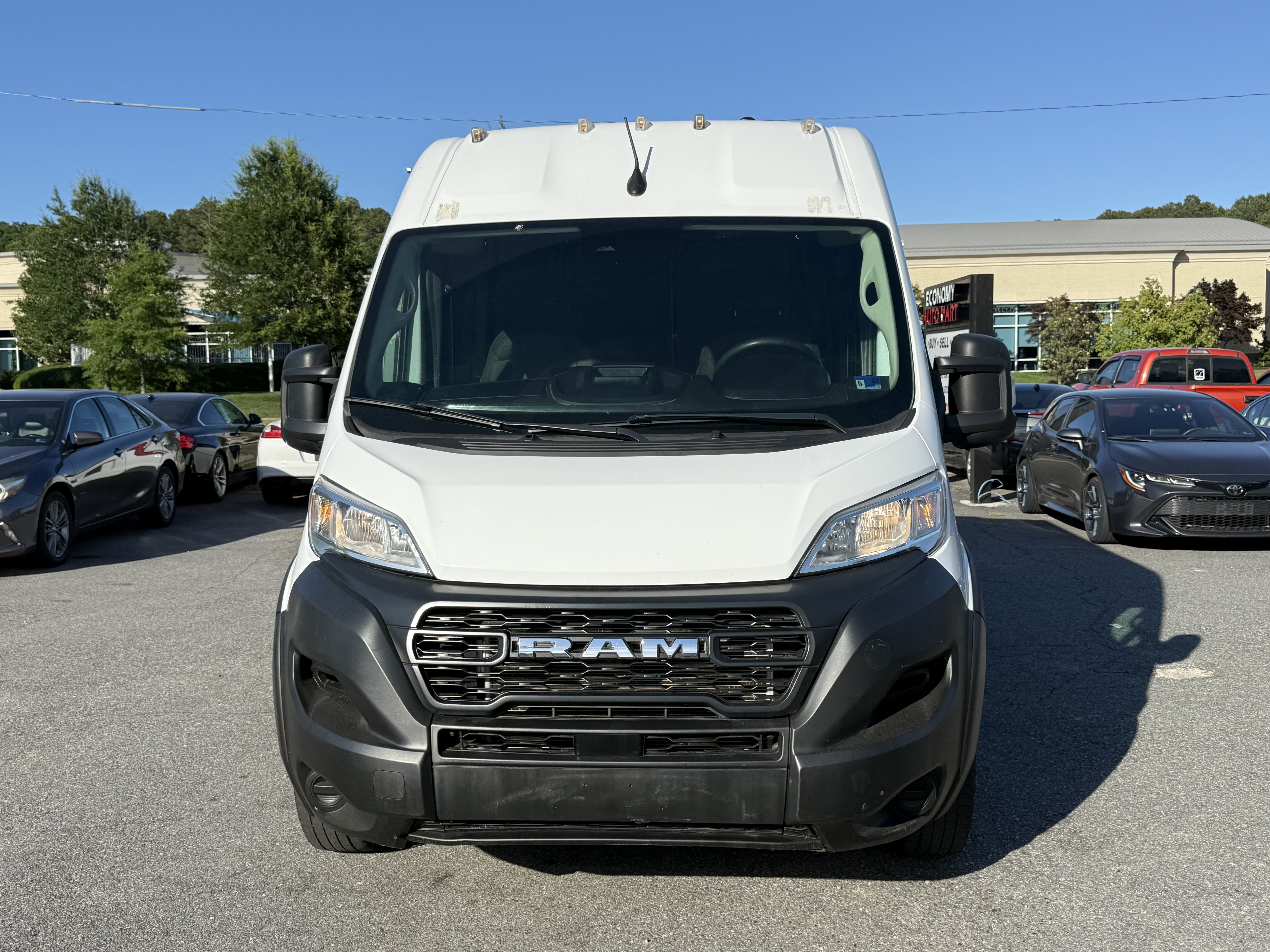 Used 2023 RAM ProMaster 2500 FWD image 5