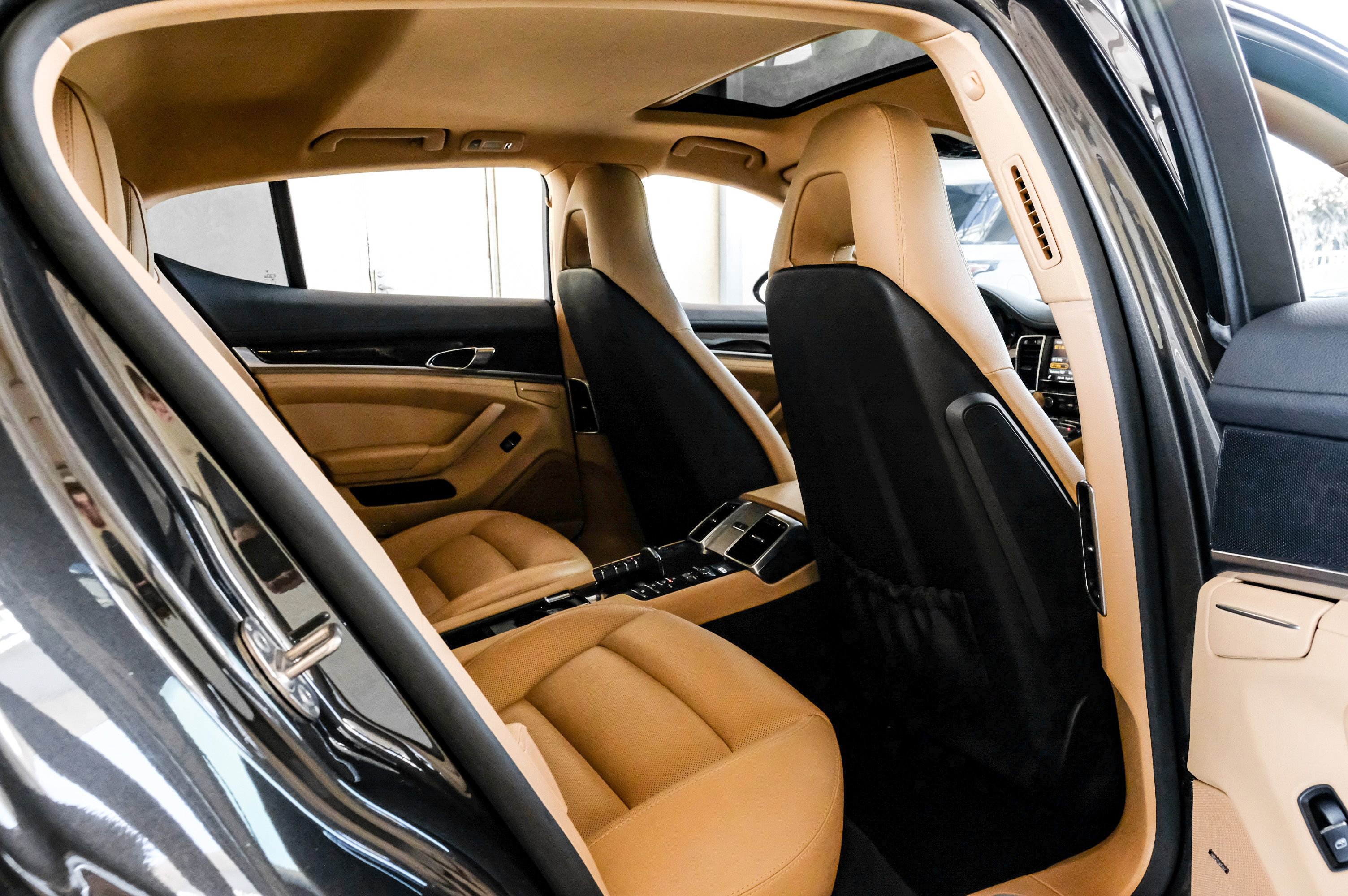 Used 2015 Porsche Panamera S w/ Premium Package Plus image 35
