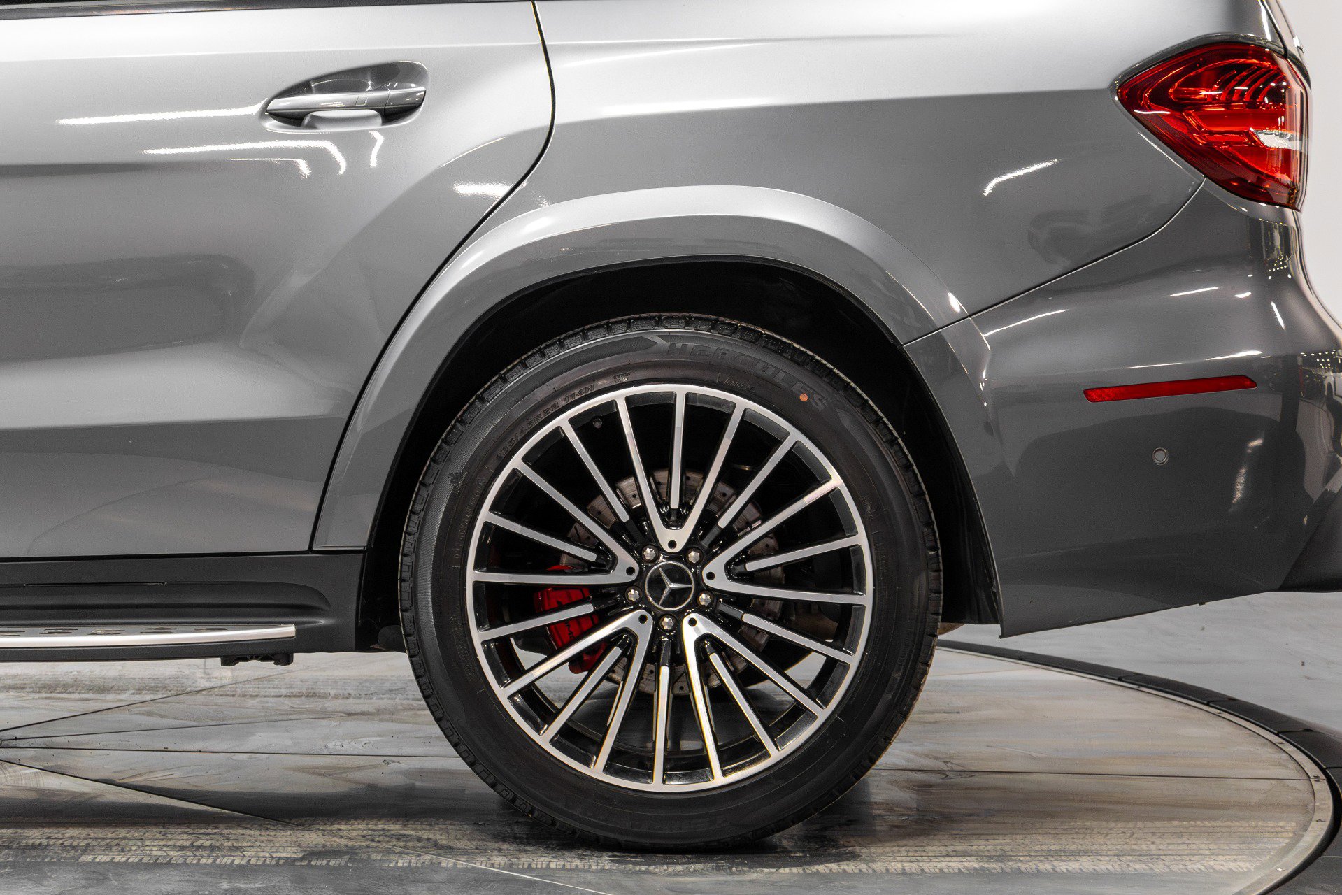 Used 2018 Mercedes-Benz GLS 63 AMG 4MATIC image 42