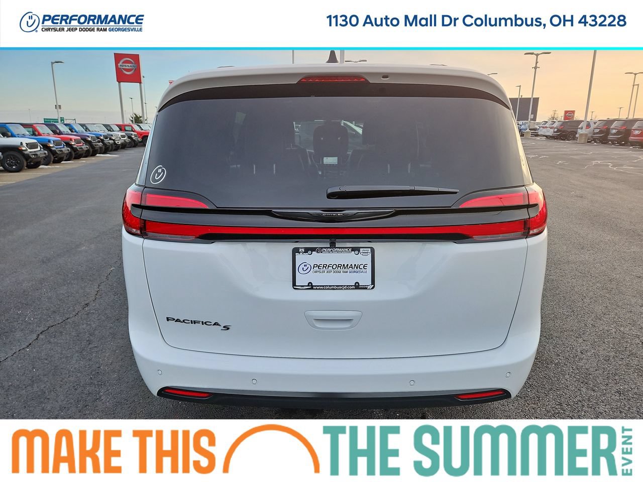 New 2026 Chrysler Pacifica Select w/ S Appearance Package FWD image 6
