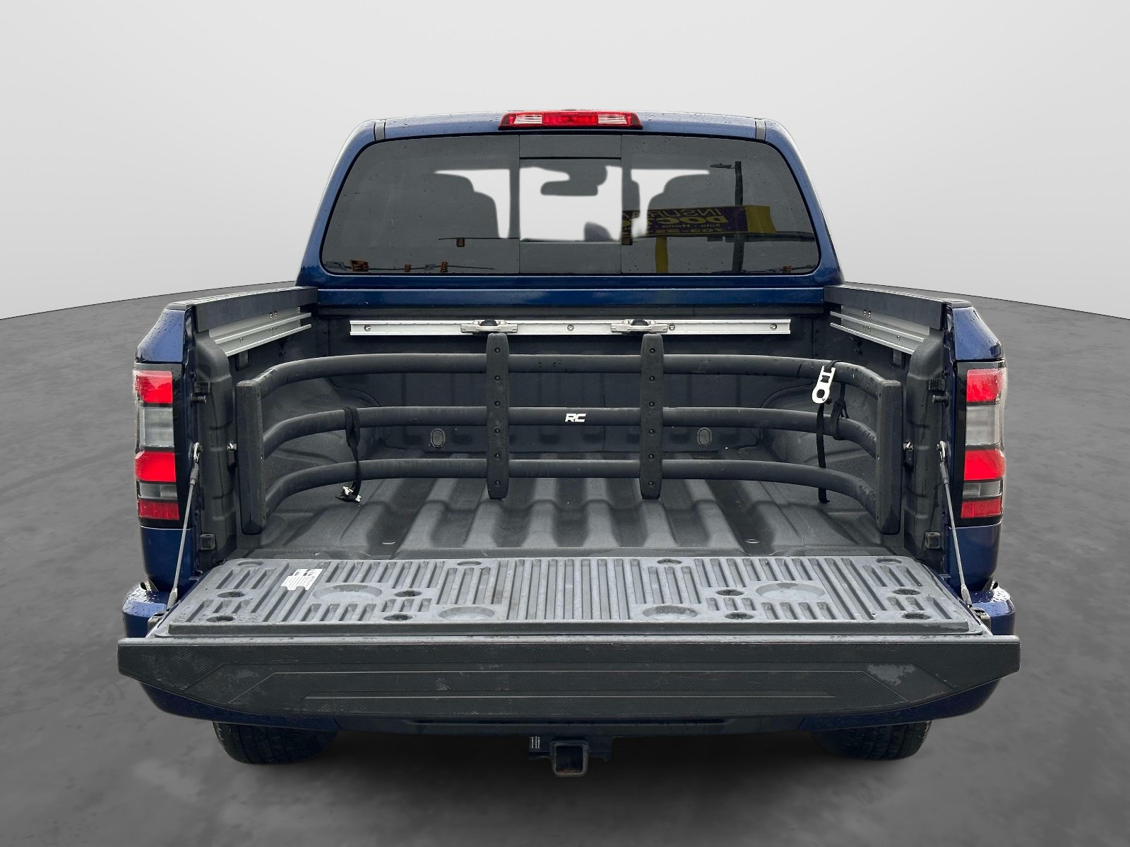 Used 2023 Nissan Frontier SV w/ SV Convenience Package AWD/4WD image 12