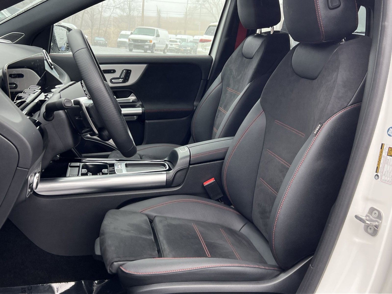 Certified 2025 Mercedes-Benz GLA 35 AMG 4MATIC image 11