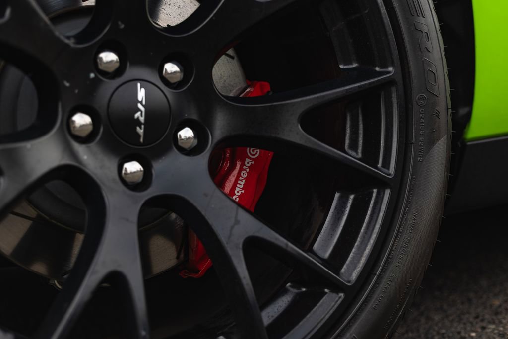 Used 2015 Dodge Challenger SRT Hellcat RWD image 10