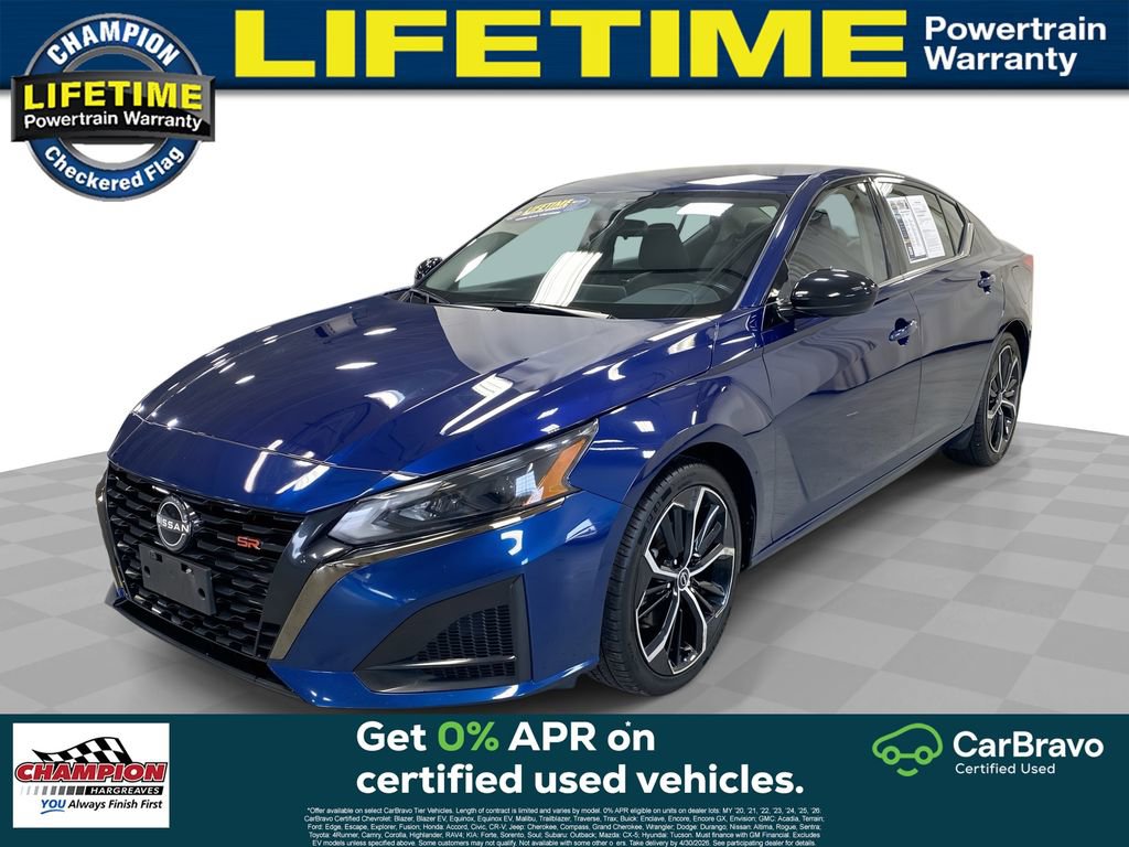 Used 2024 Nissan Altima 2.5 SR image 1