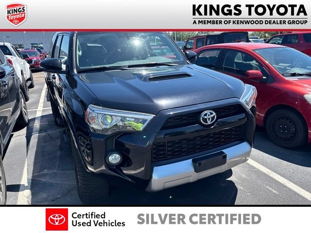 Used 2018 Toyota 4Runner TRD Off-Road Premium AWD/4WD image 3