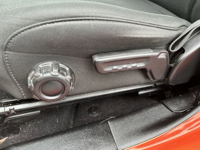Used 2018 Jeep Wrangler Unlimited Sport S AWD/4WD image 16