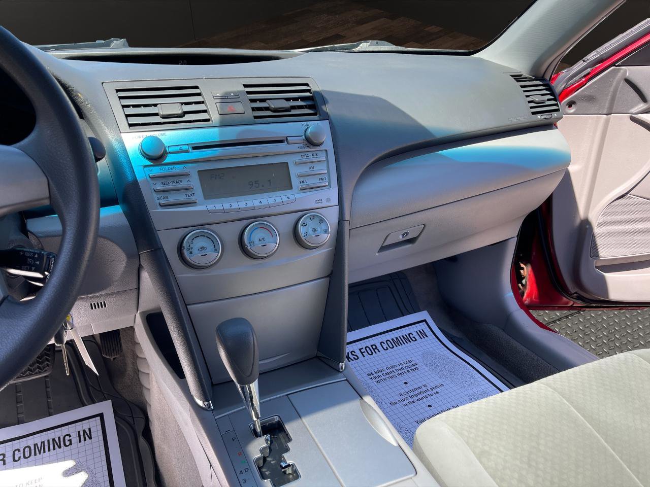 Used 2009 Toyota Camry FWD image 15