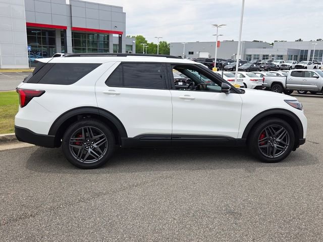 Used 2025 Ford Explorer ST w/ Sun And Sound Package RWD image 14