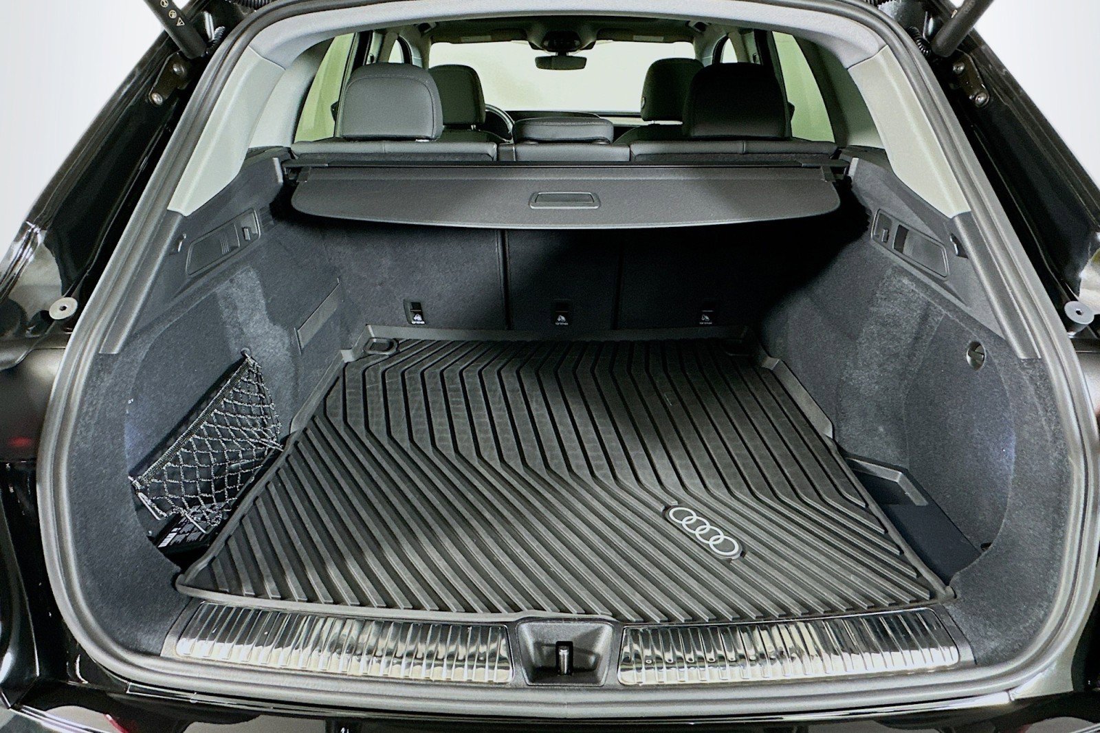 Used 2025 Audi Q5 Premium Plus w/ Premium Plus image 22