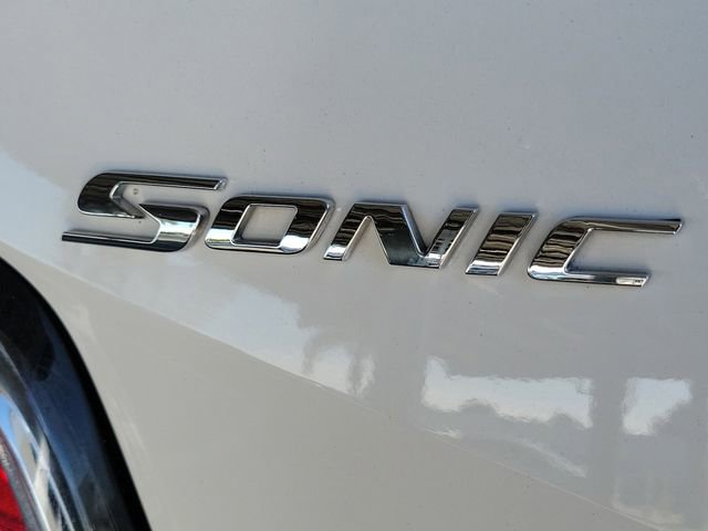 Used 2020 Chevrolet Sonic LT FWD image 25
