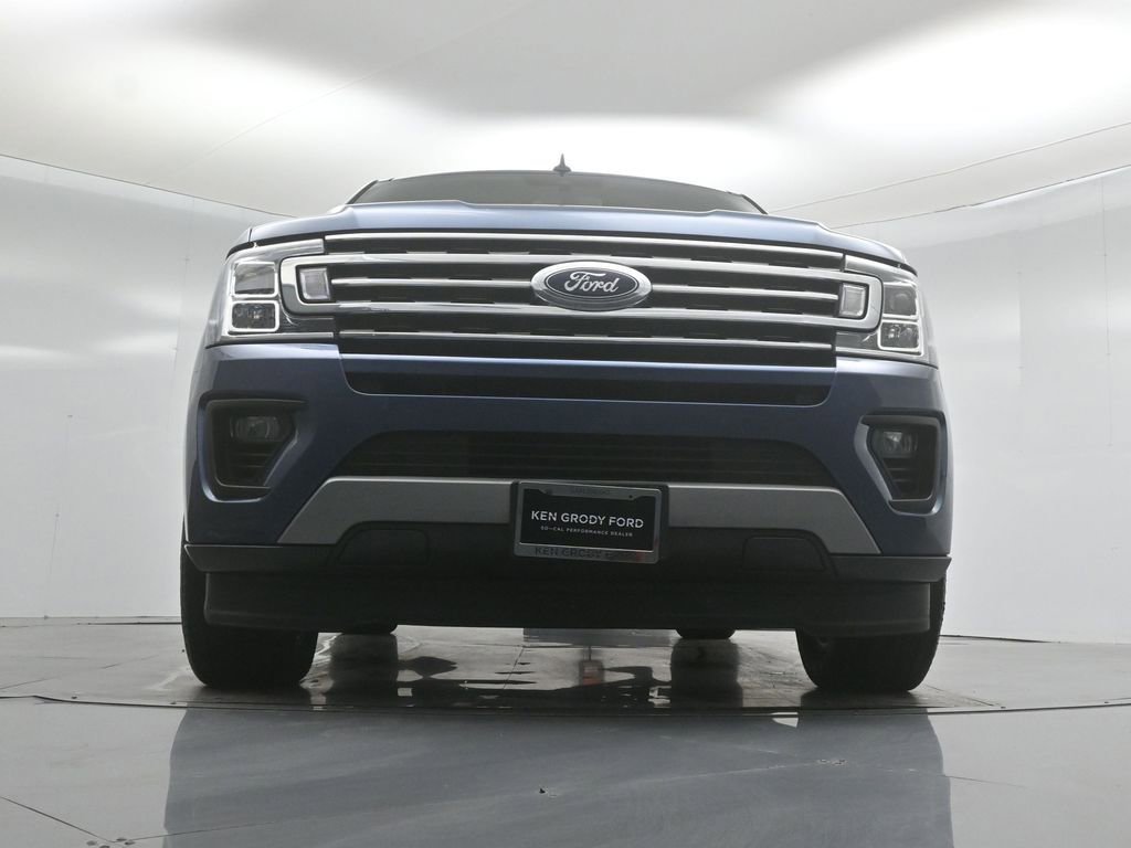 Used 2019 Ford Expedition XLT w/ Equipment Group 202A RWD image 48
