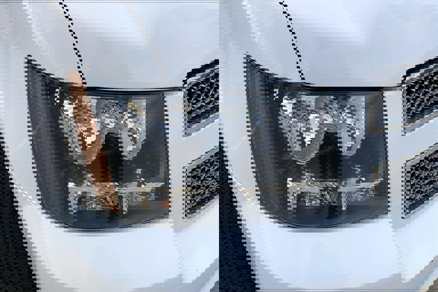 Used 2013 Chevrolet Suburban LTZ image 26