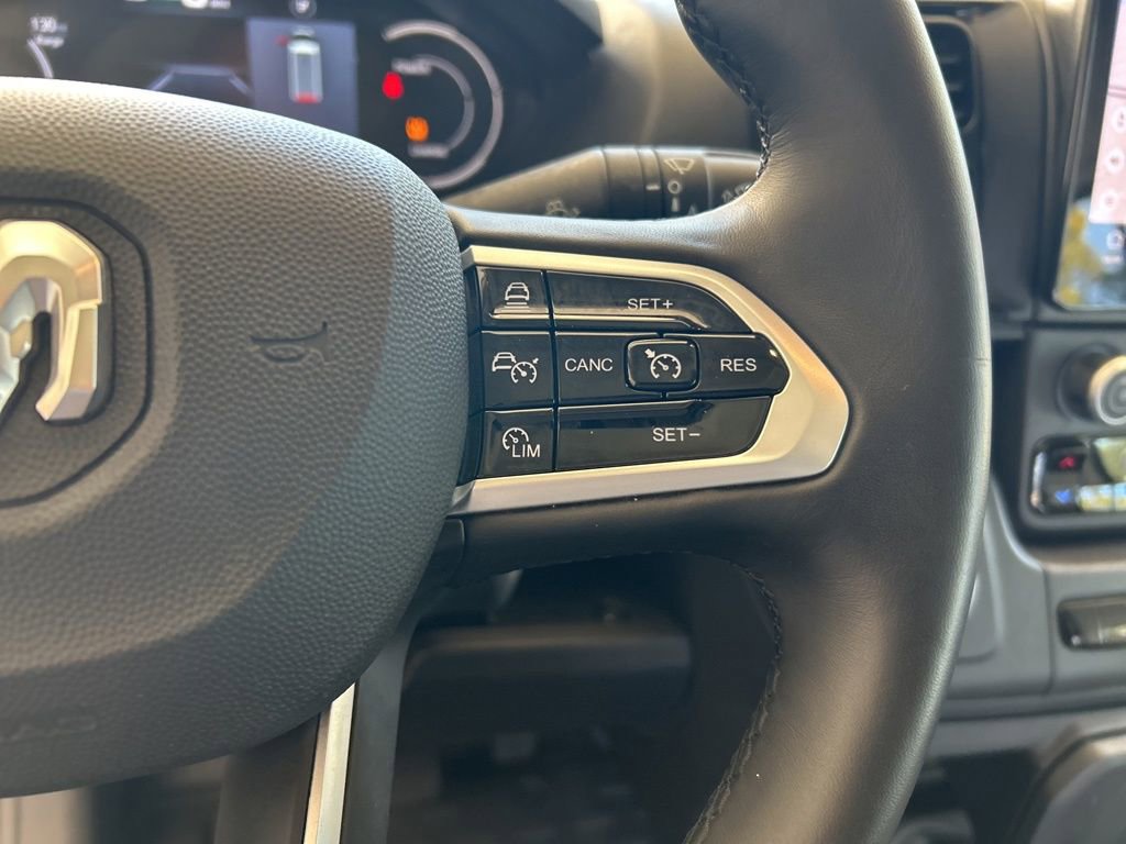 Used 2024 RAM ProMaster 3500 w/ Delivery Van Package image 41