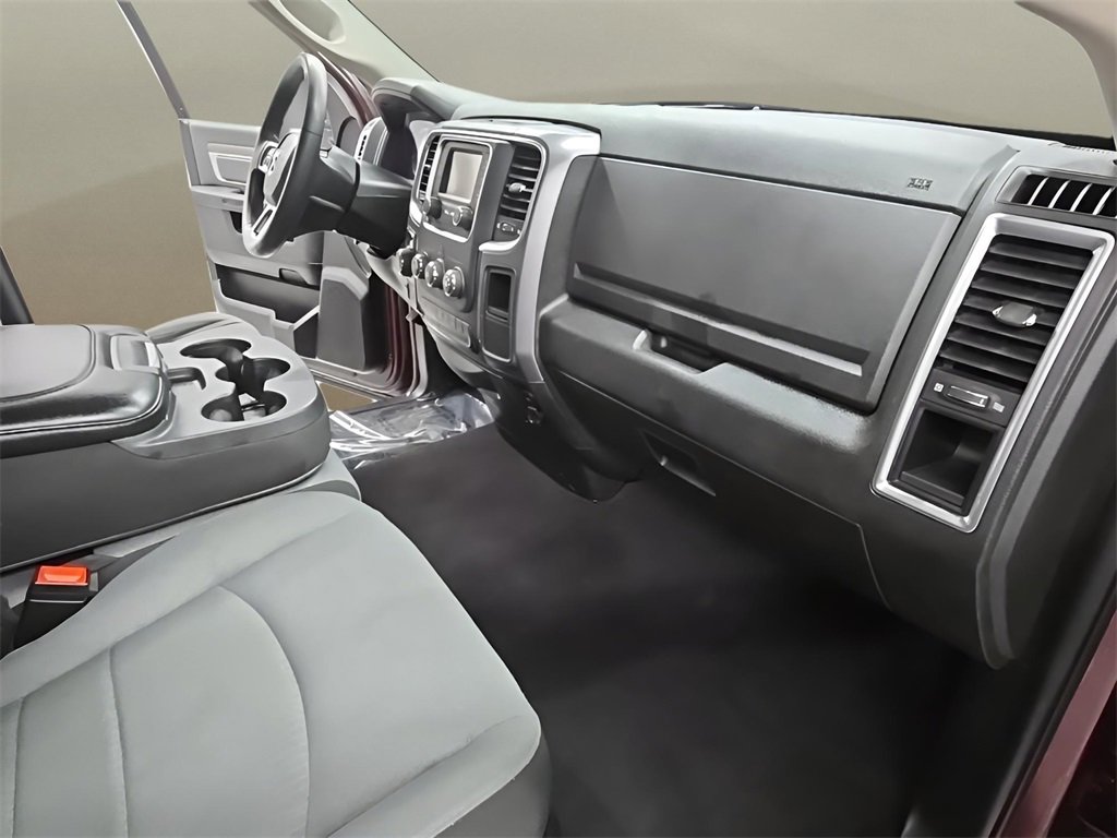 Used 2024 RAM 1500 Classic SLT image 18