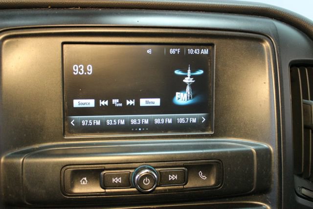 Used 2018 Chevrolet Silverado 1500 Custom w/ Custom Convenience Package AWD/4WD image 20