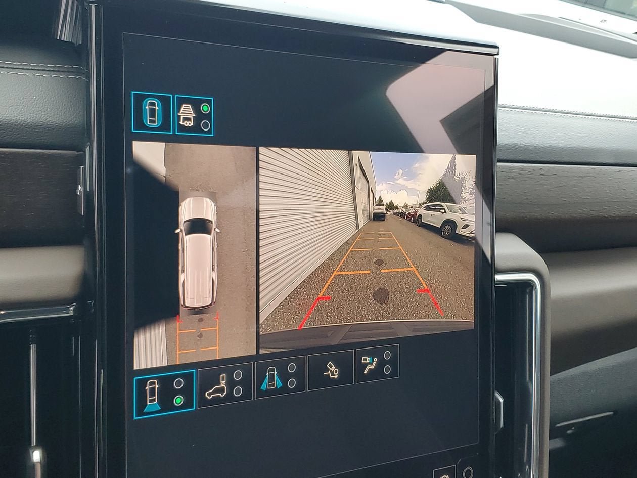 New 2026 GMC Yukon XL Denali Ultimate AWD/4WD image 22