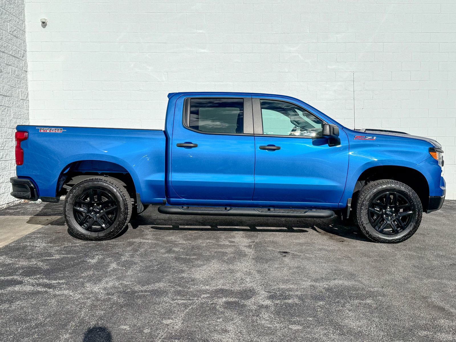 Used 2023 Chevrolet Silverado 1500 Custom Trail Boss image 4