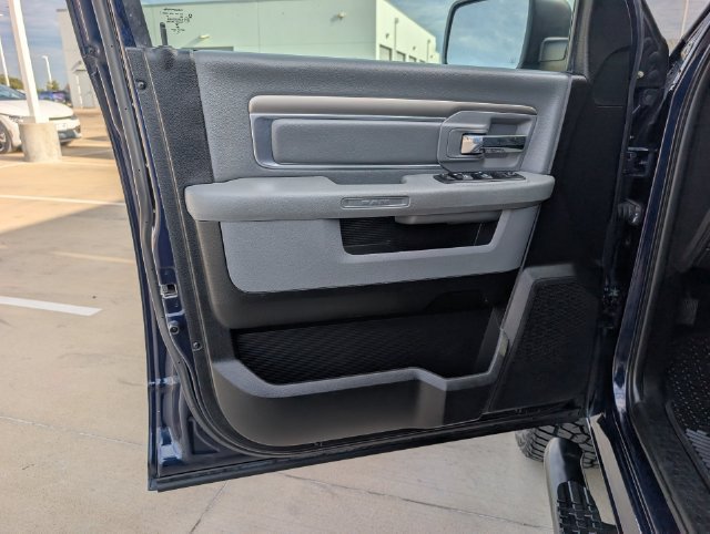 Used 2019 RAM 1500 Classic SLT AWD/4WD image 21