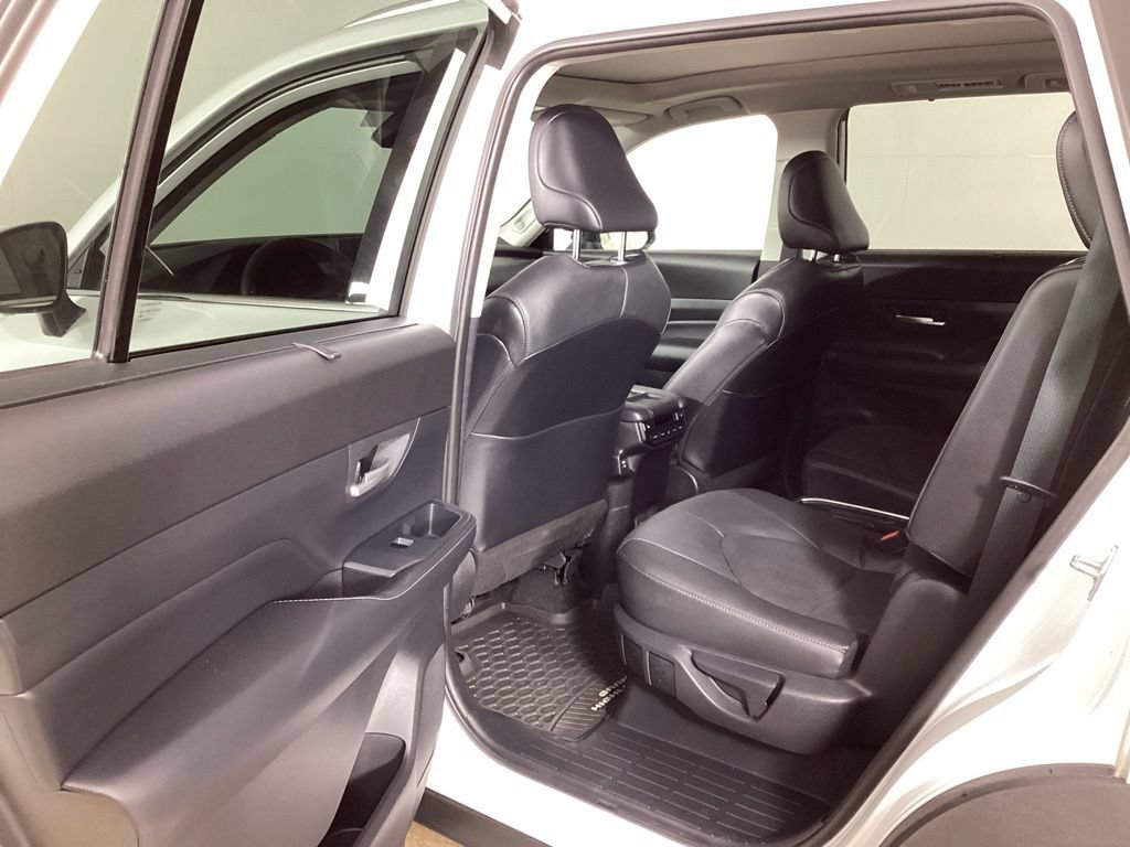 Used 2024 Toyota Grand Highlander AWD image 21