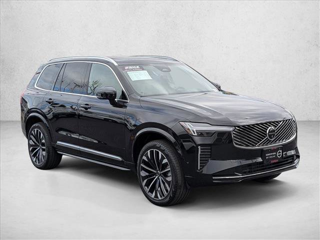 Used 2026 Volvo XC90 B5 Plus w/ Protection Package image 3