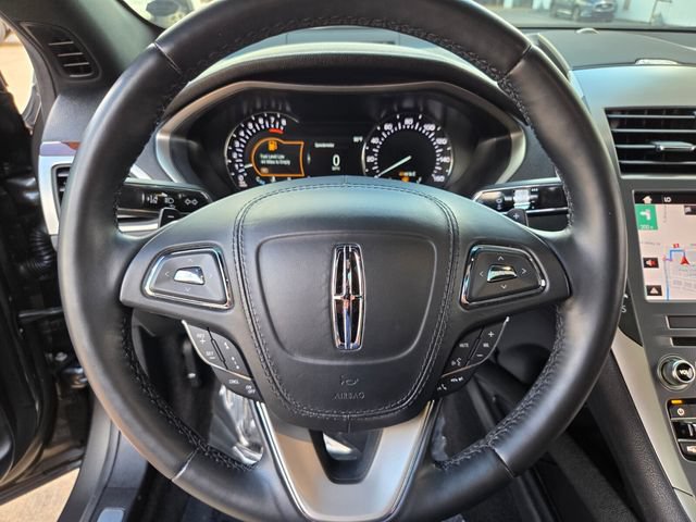 Used 2019 Lincoln MKZ Reserve w/ Reserve Plus Package FWD image 33