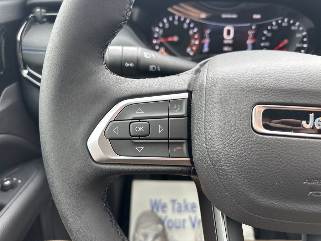 New 2026 Jeep Compass Latitude AWD/4WD image 62
