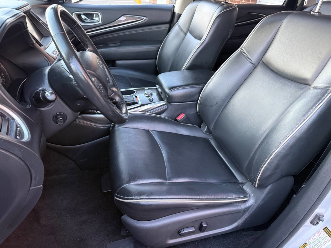 Used 2019 INFINITI QX60 Pure image 32