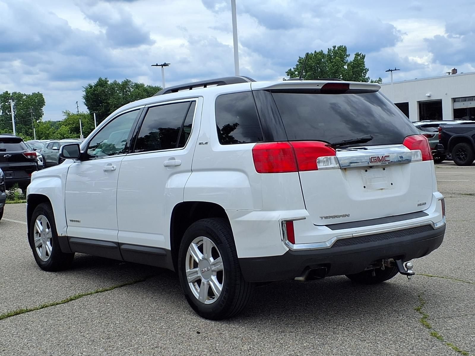 Used 2016 GMC Terrain SLE w/ Convenience Package AWD/4WD image 7