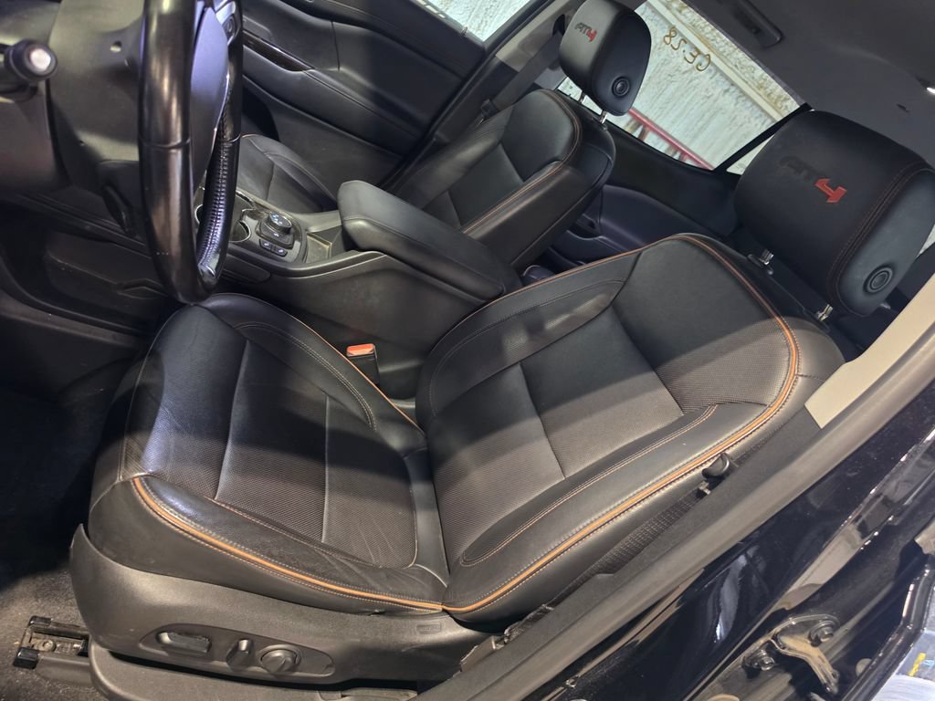 Used 2020 GMC Acadia AT4 AWD/4WD image 6