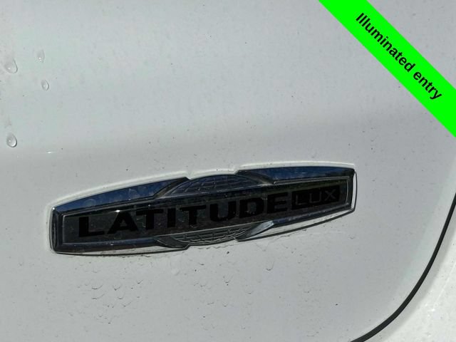 Used 2023 Jeep Compass Latitude AWD/4WD image 35