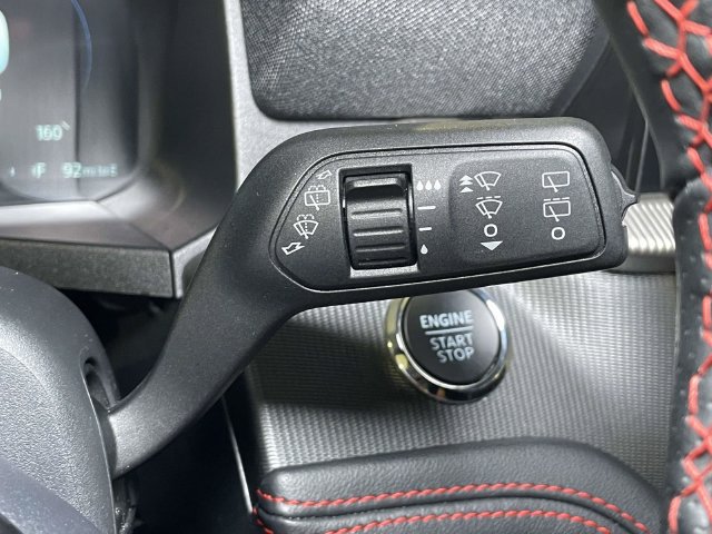 Used 2025 Ford Explorer ST-Line w/ ST-Line Street Pack AWD/4WD image 44