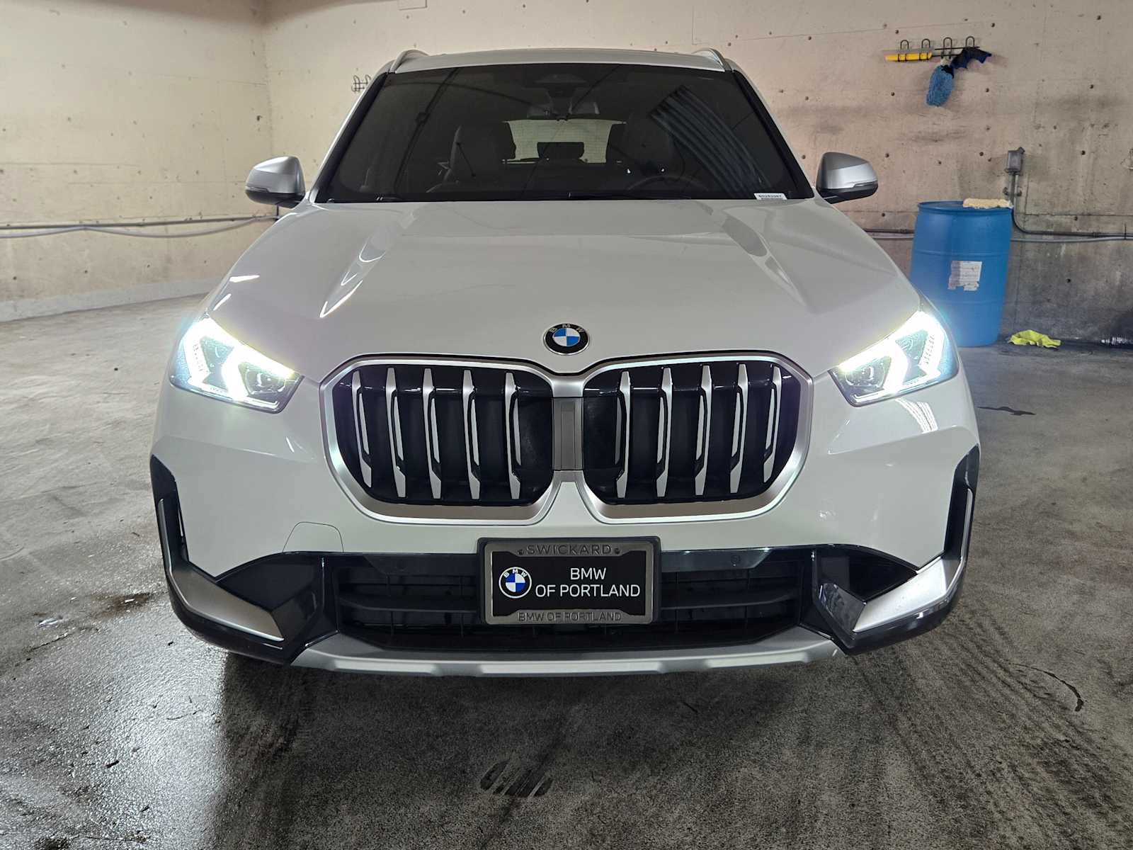 Used 2024 BMW X1 xDrive28i w/ Convenience Package AWD/4WD image 8