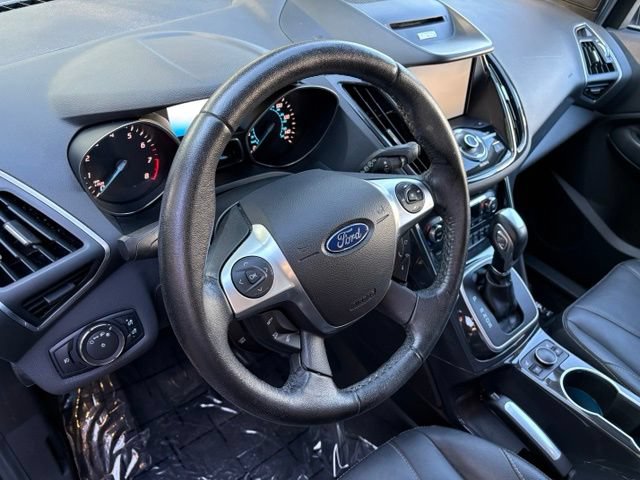 Used 2013 Ford Escape Titanium w/ Parking Technology Pkg FWD image 10