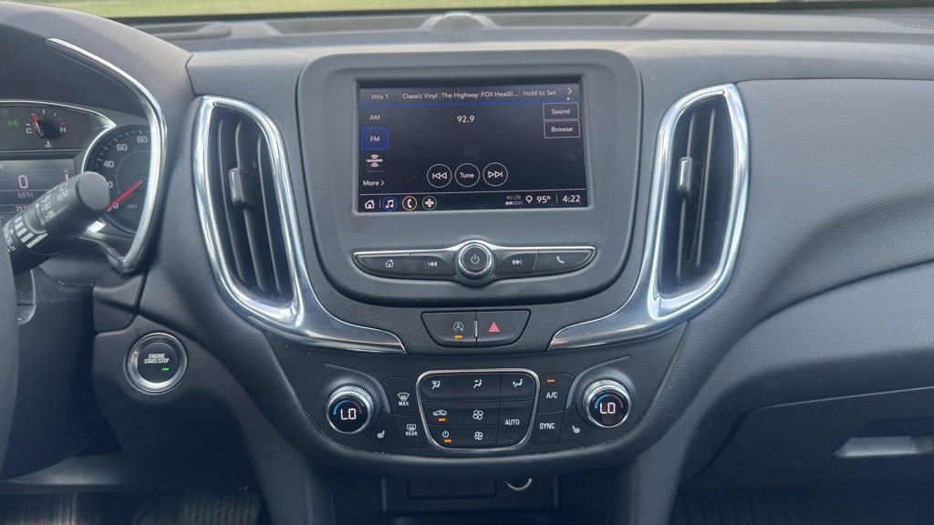 Used 2023 Chevrolet Equinox LT image 25