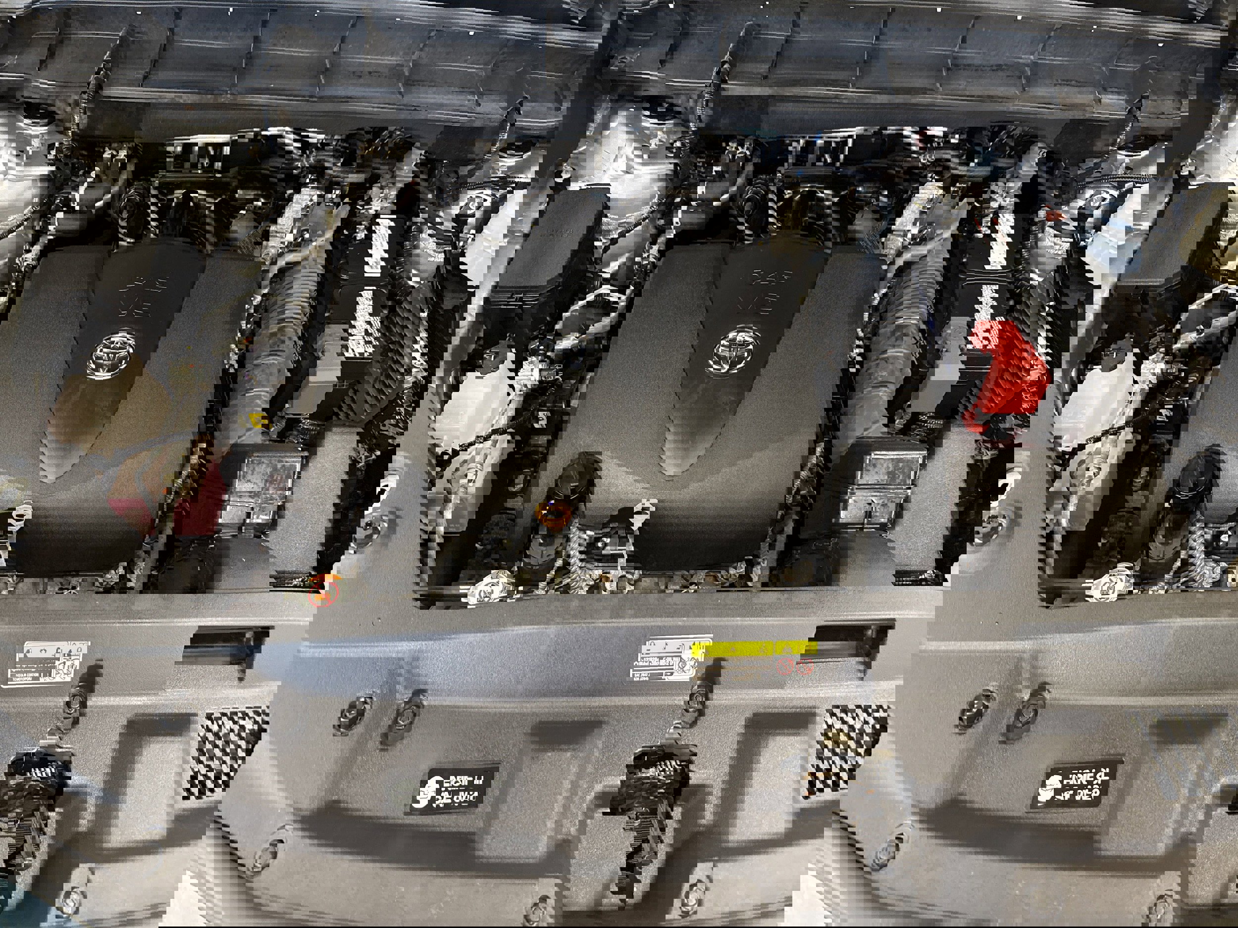 Used 2022 Toyota Highlander XLE image 14