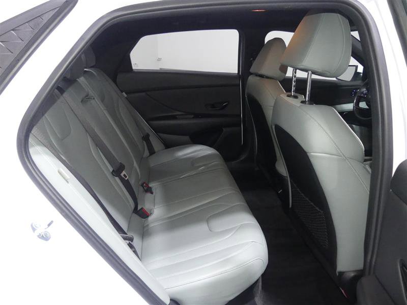 Used 2024 Hyundai Elantra Limited image 28