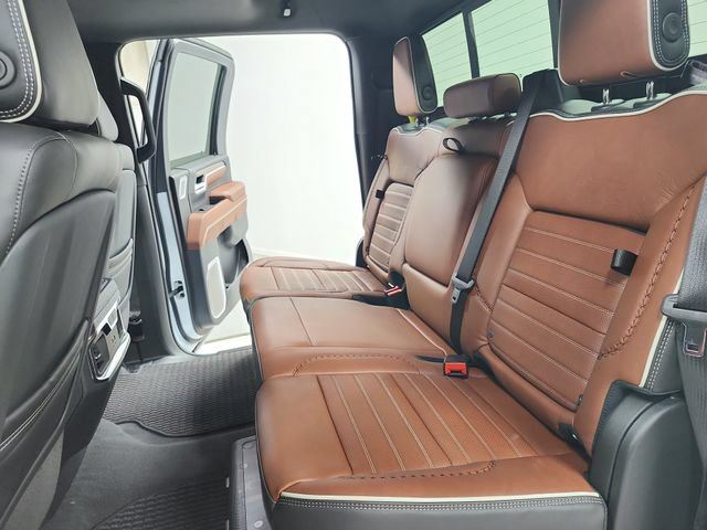 New 2026 GMC Sierra 2500 Denali Ultimate AWD/4WD image 39