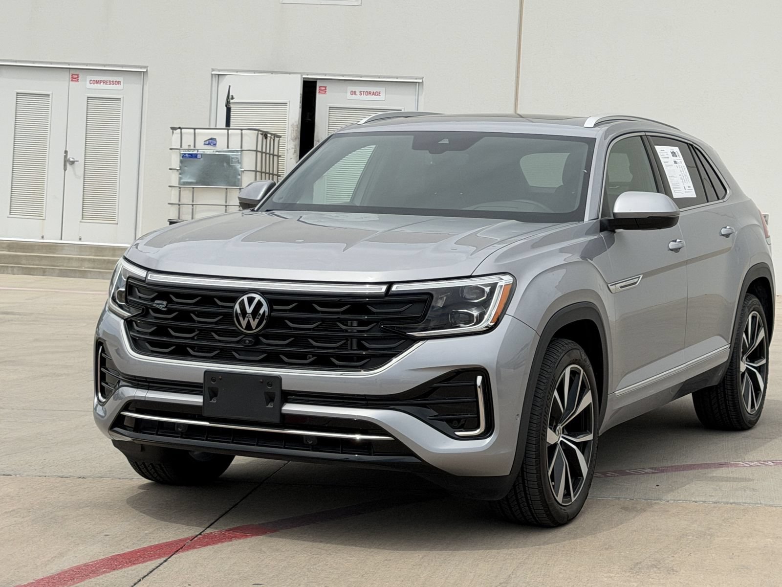 Used 2024 Volkswagen Atlas Cross Sport SEL Premium R-Line AWD/4WD image 8