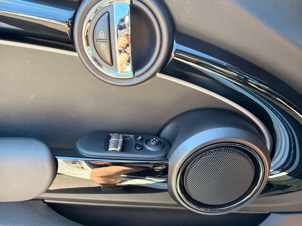Used 2023 MINI Cooper John Cooper Works FWD image 19