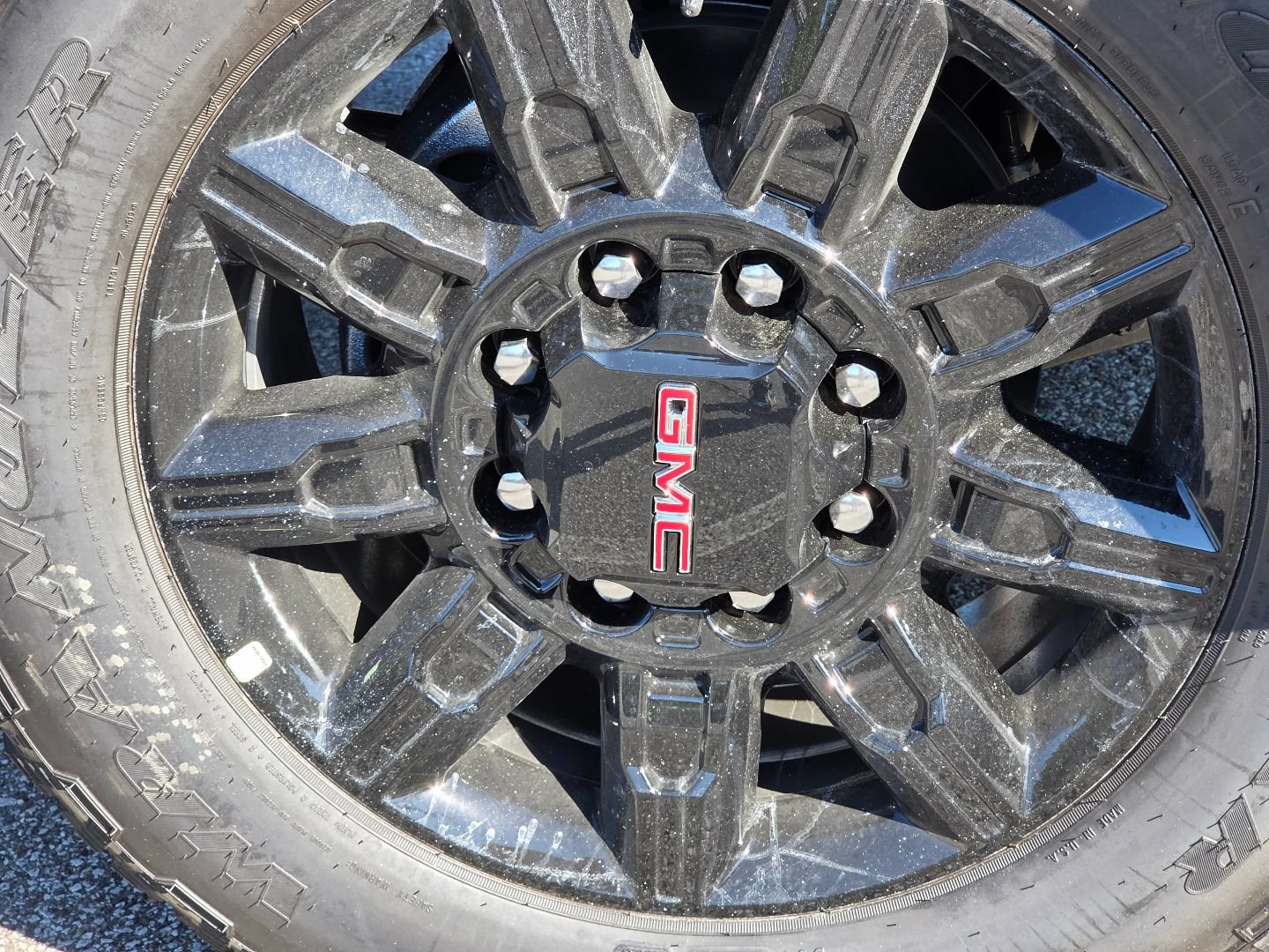 New 2026 GMC Sierra 2500 AT4 w/ AT4 Premium Plus Package AWD/4WD image 13