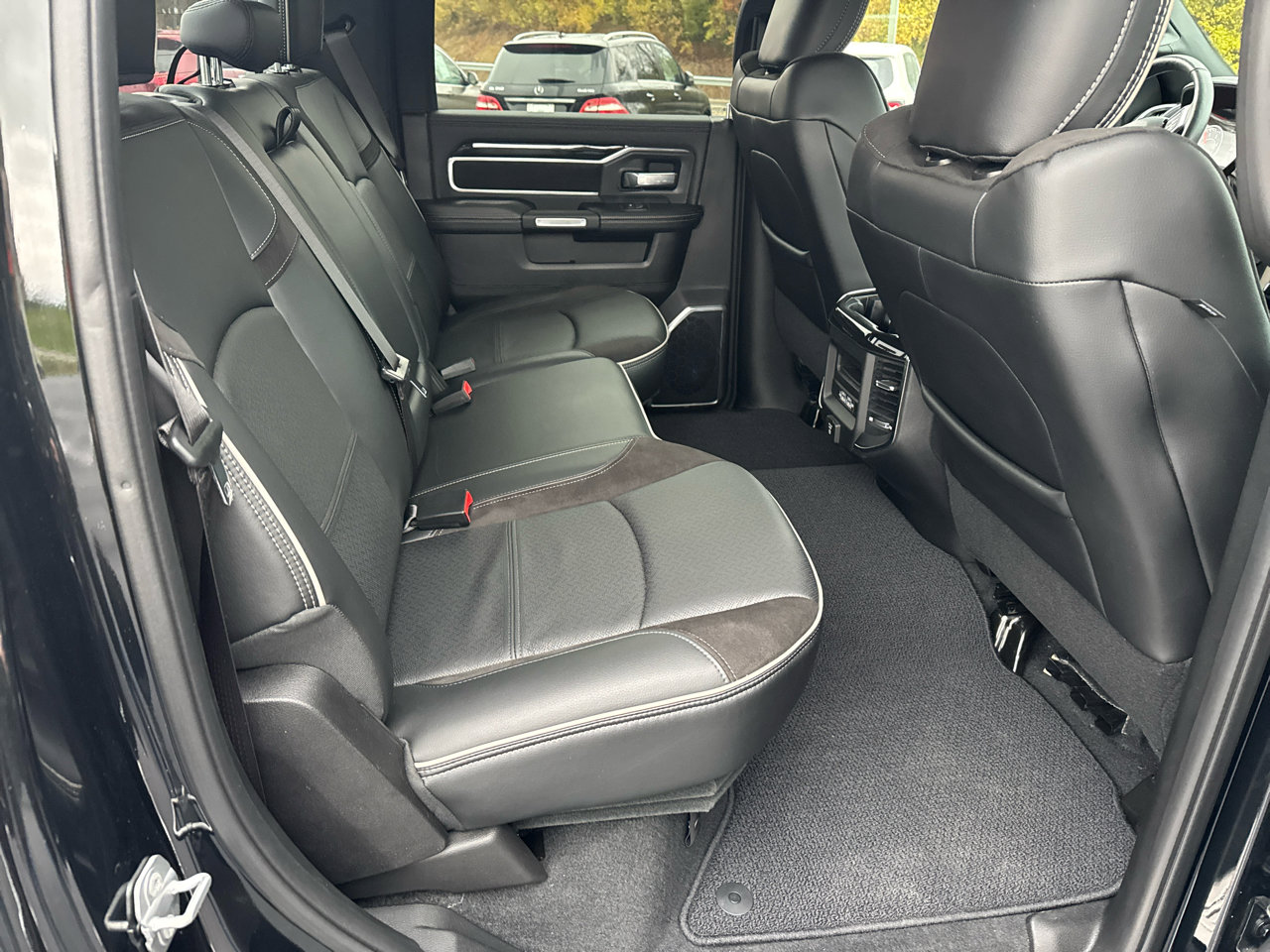Used 2019 RAM 2500 Laramie image 9