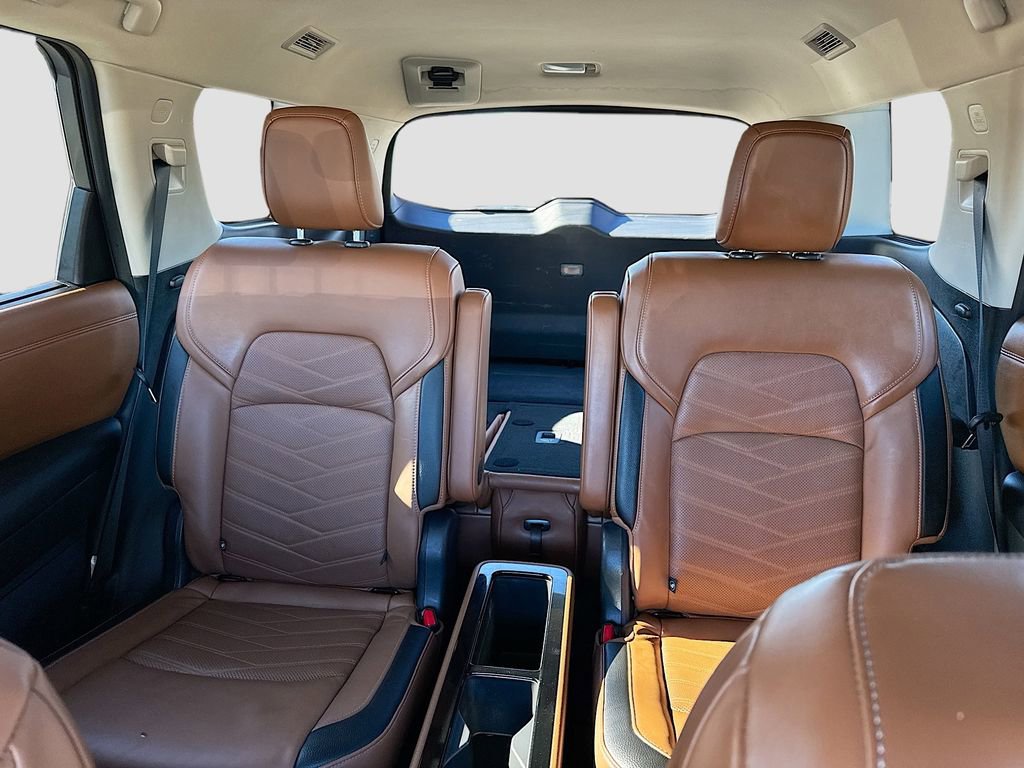 Used 2022 Nissan Pathfinder Platinum w/ Cargo Package image 25