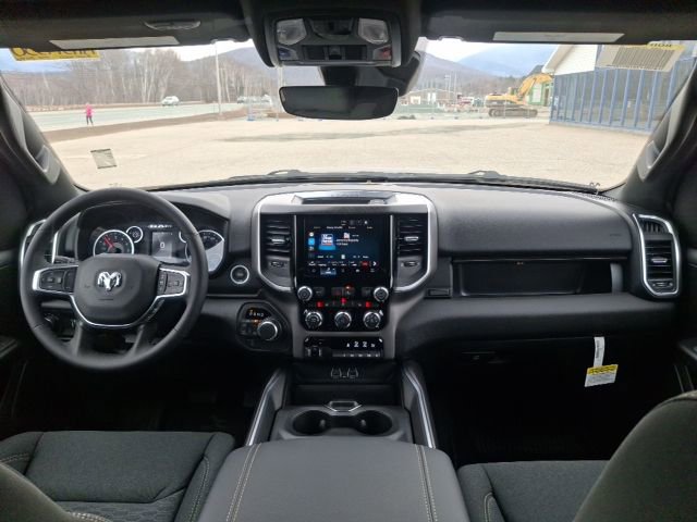 New 2026 RAM 1500 4x4 Crew Cab image 12