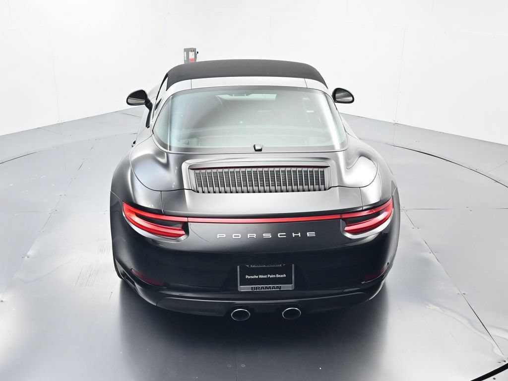 Certified 2019 Porsche 911 Targa 4 AWD/4WD image 38
