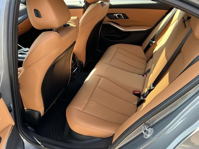 Used 2026 BMW 330i xDrive Sedan w/ Premium Package AWD/4WD image 18