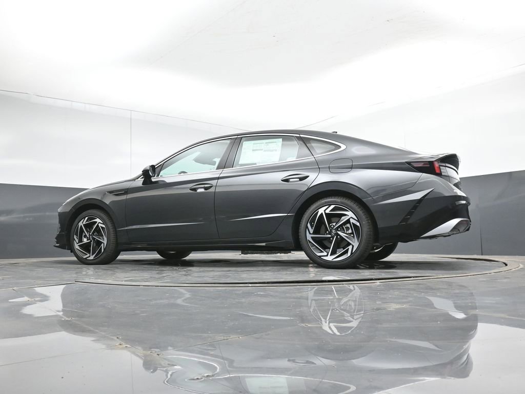 New 2026 Hyundai Sonata SEL FWD image 11
